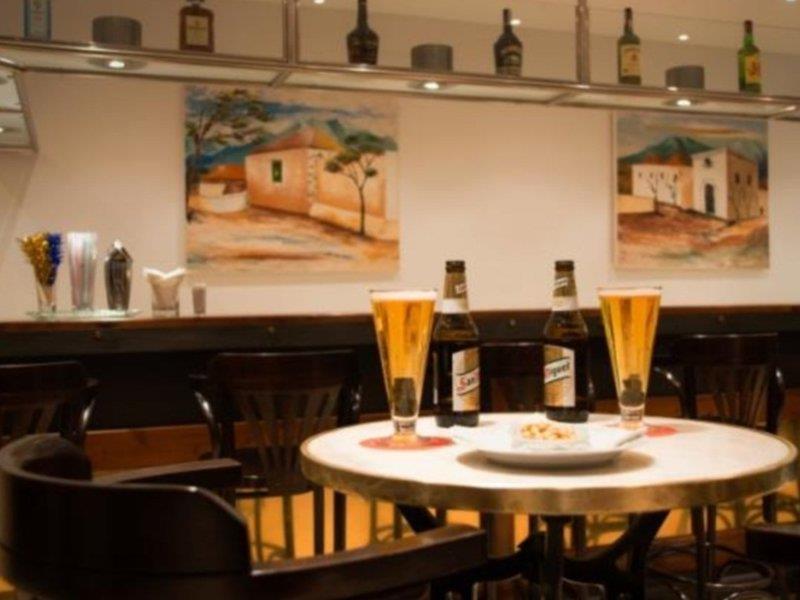 塔百巴公寓酒店 科斯塔特吉塞 外观 照片